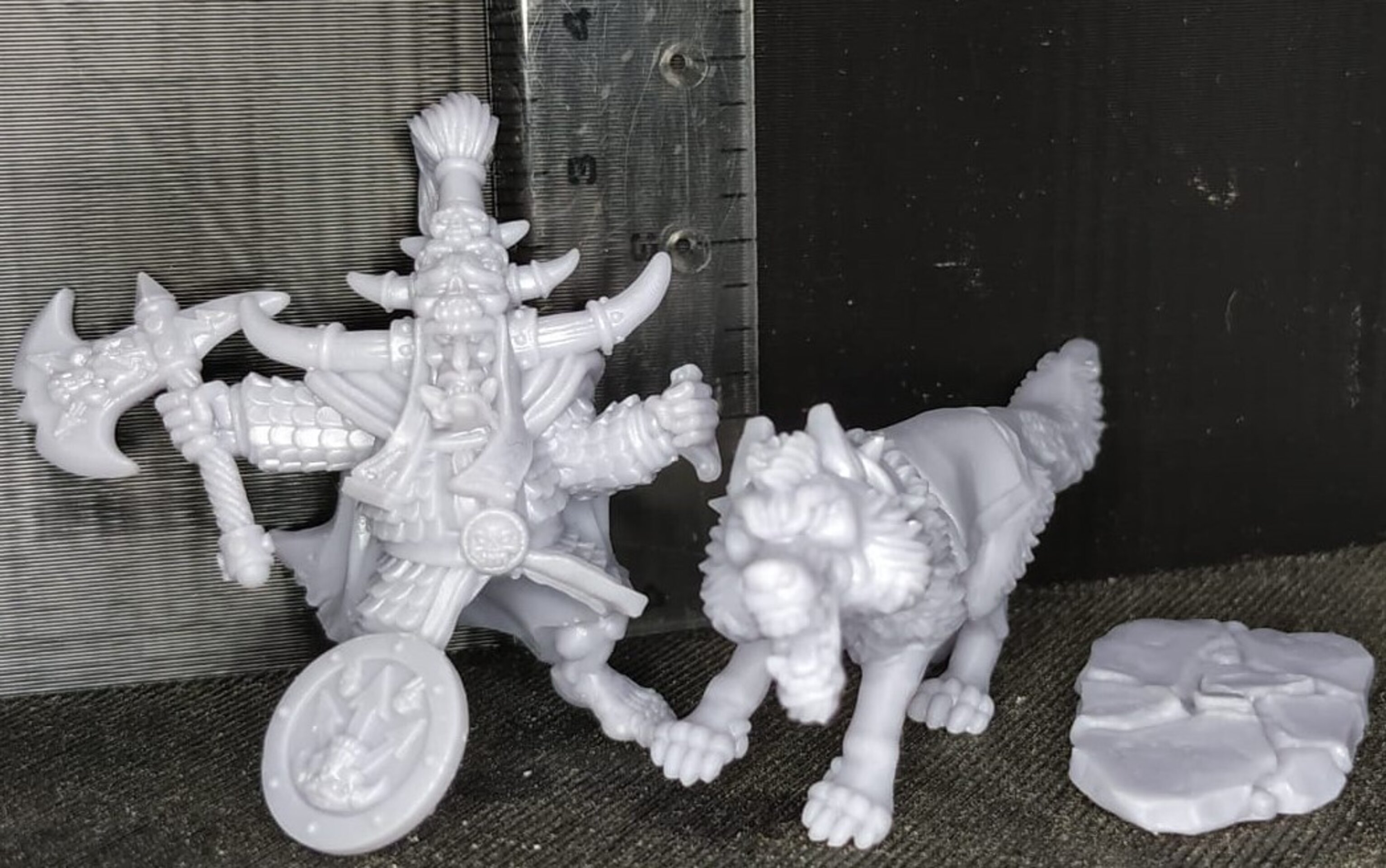 Hobgoblin Khan on Wolf (fabelzel) chaos dwarfs oldhammer - wargames - 28 mm - 4